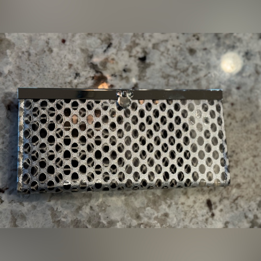 NWT Women’s Silver Wallet Clutch Purse